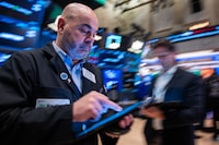 NEW YORK, NEW YORK - FEBRUARY 10: Traders work on the floor at the New York Stock Exchange (NYSE) on February 10, 2025 in New York City. Despite continued uncertainty with the Trump administration's proposed tariffs, stocks were up over 100 points in morning trading. (Photo by Spencer Platt/Getty Images)